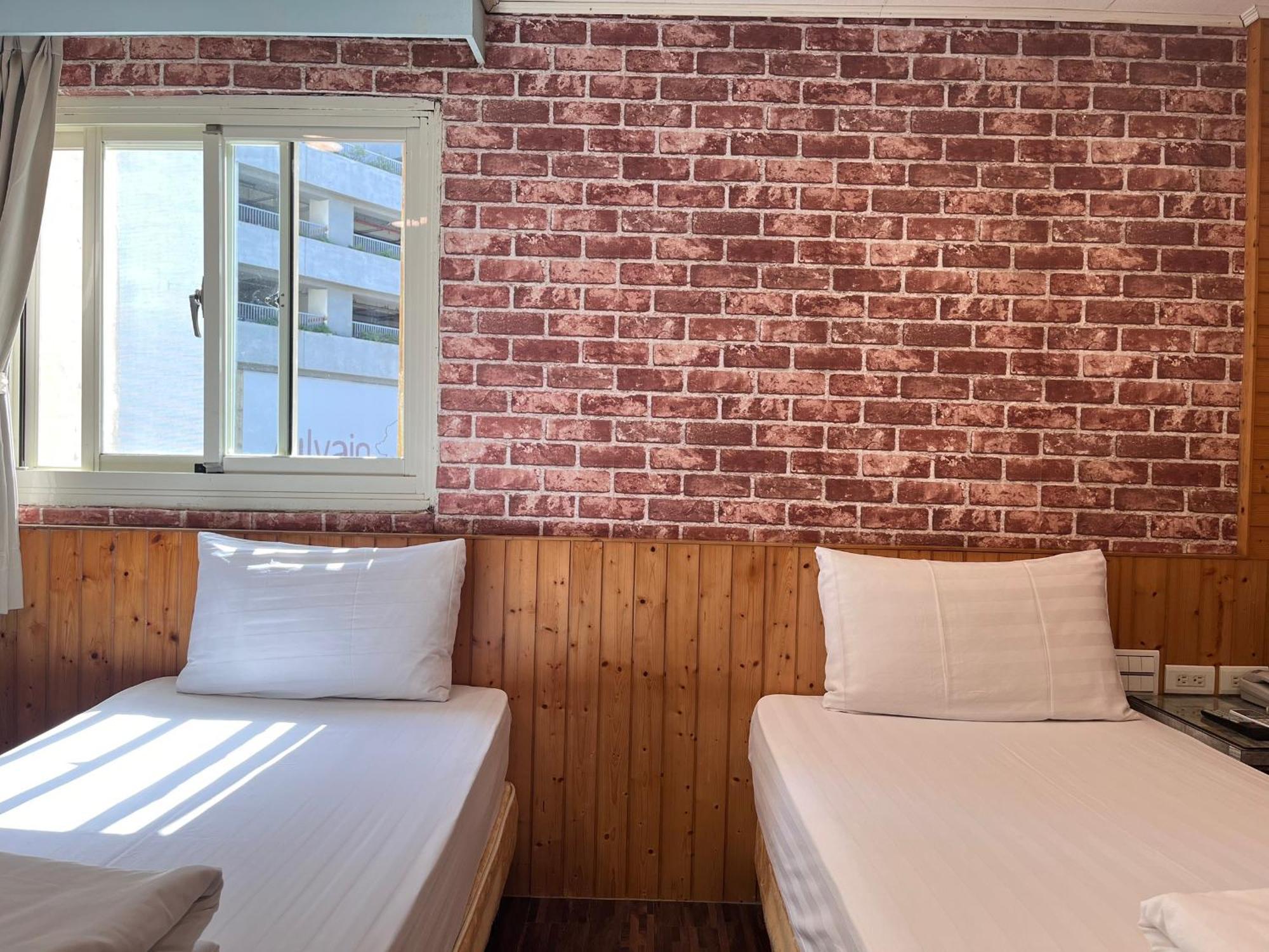 Bin Chen Business Hotel Hsinchu Exterior foto